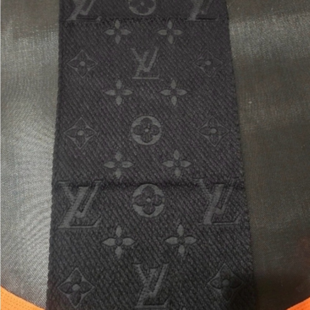 Louis Vuitton Black Monogram Scarf